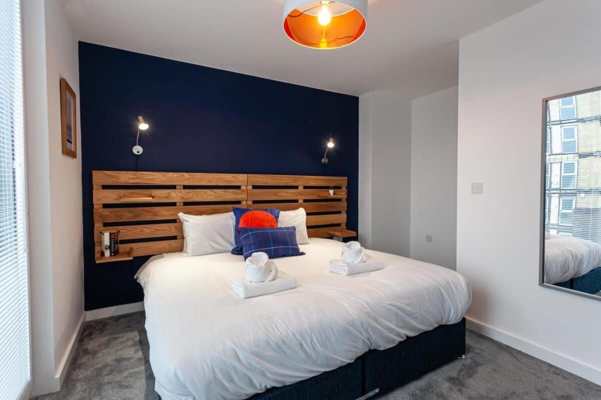 Stunning 2 Bed Flat 5Min To Old Trafford Stadium Mánchester Exterior foto